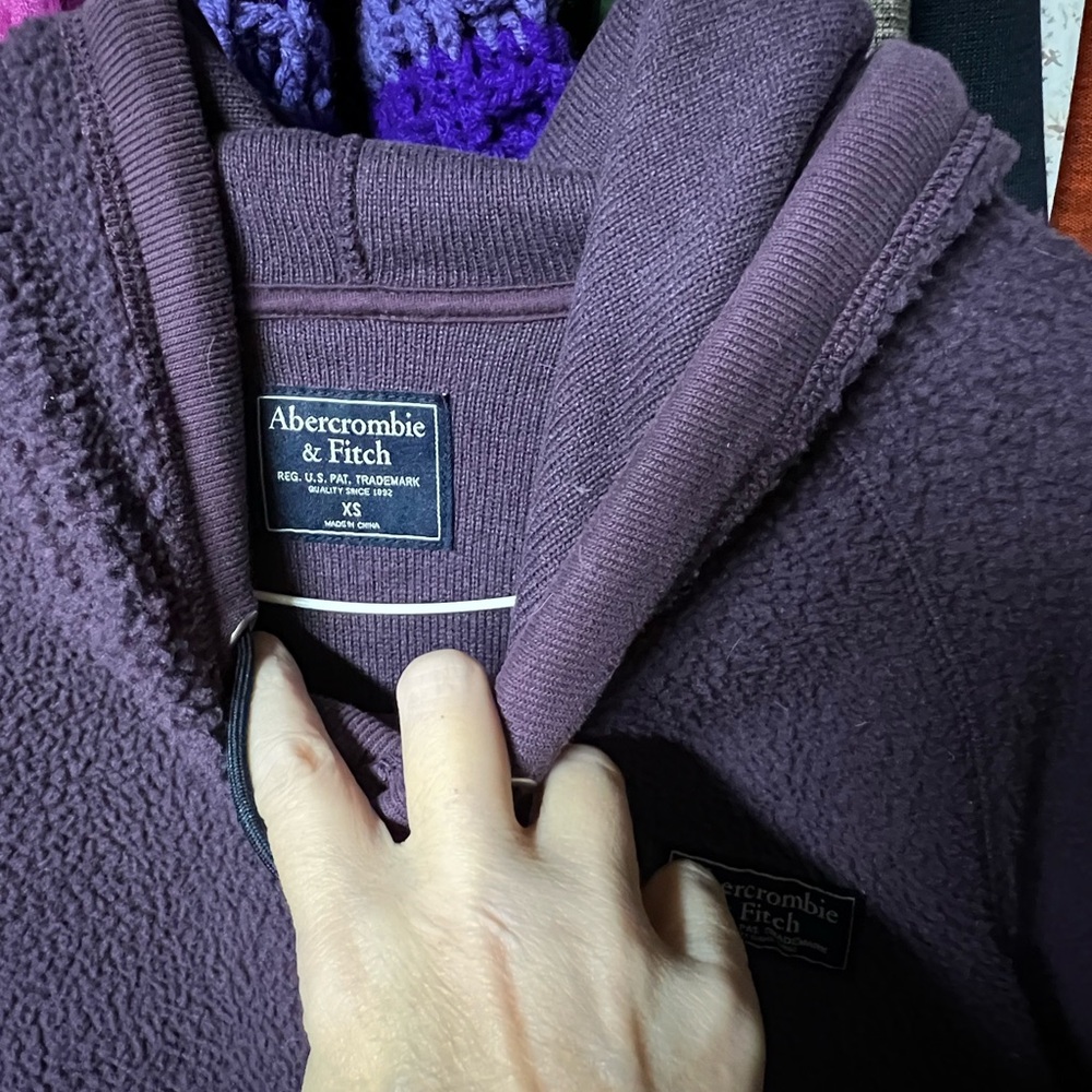 Abercrombie & Fitch Men's Deep Purple Hoodie Sweater - Picture 2 of 3